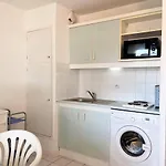Familial Avec Piscine, Terrasse Et Parking Au Lavandou - 5 Couchages - Fr-1-251-487 Le Lavandou