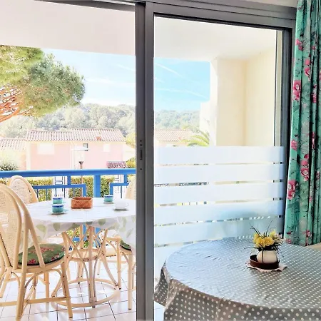 Familial Avec Piscine, Terrasse Et Parking Au Lavandou - 5 Couchages - Fr-1-251-487 *