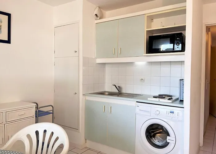 Familial Avec Piscine, Terrasse Et Parking Au Lavandou - 5 Couchages - Fr-1-251-487 Le Lavandou