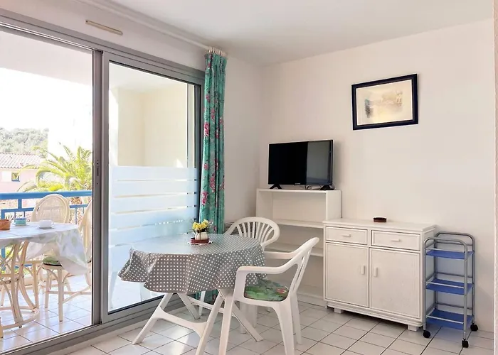 Familial Avec Piscine, Terrasse Et Parking Au Lavandou - 5 Couchages - Fr-1-251-487 Apartman *